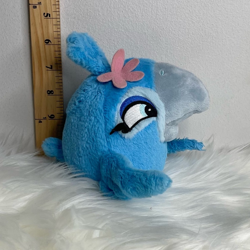 Angry Birds Rio Jewel Blue Girl Bird Plush Stuffed Animal Character Toy